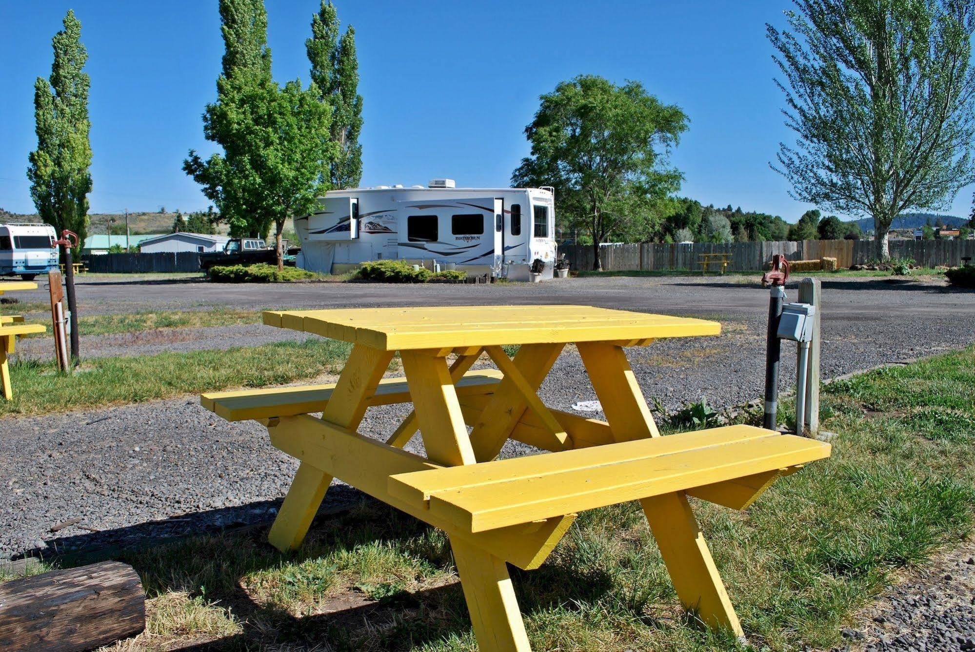 Oregon Motel 8 And Rv Park Klamath Falls Extérieur photo