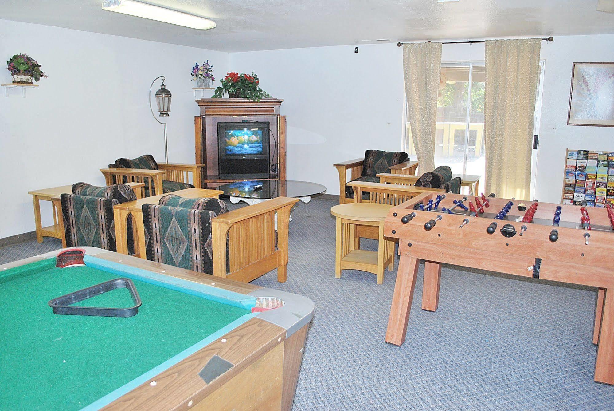 Oregon Motel 8 And Rv Park Klamath Falls Extérieur photo